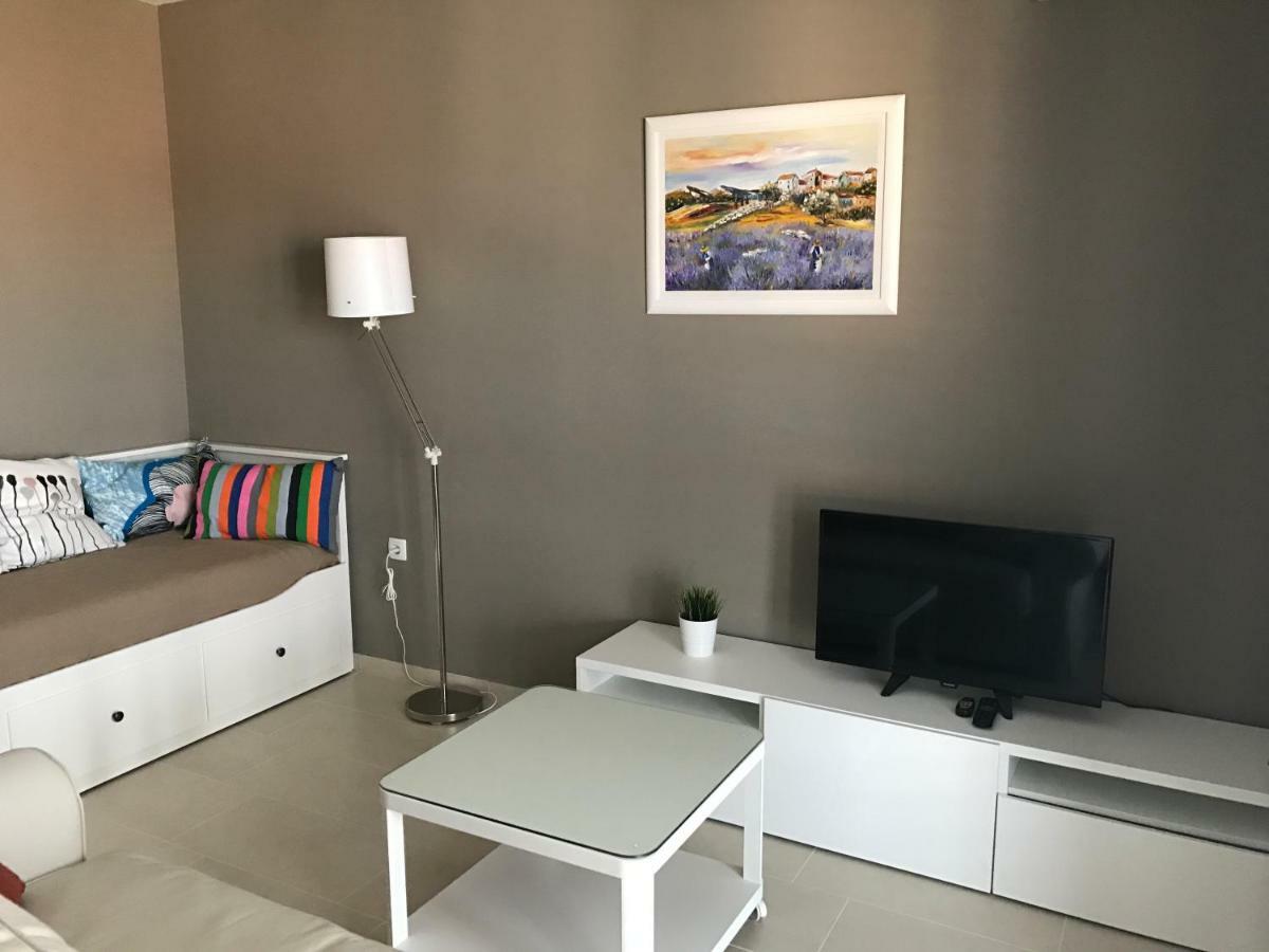 Apartments Gazebo Трогир Экстерьер фото