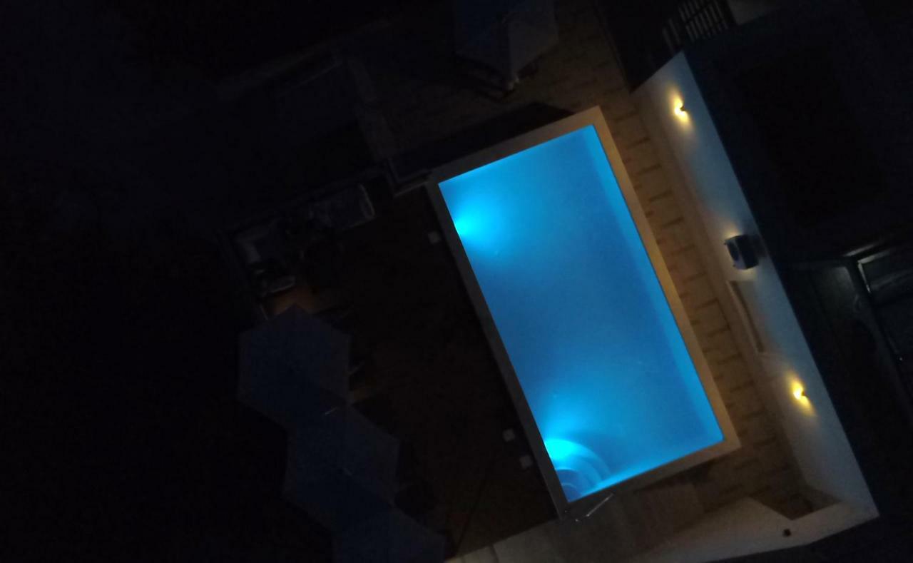 Apartments Gazebo Трогир Экстерьер фото